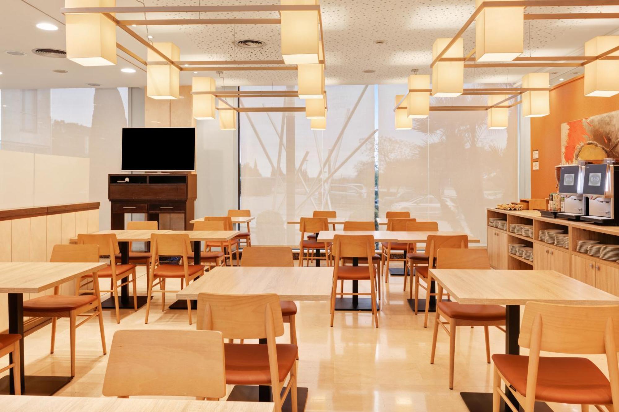 Hotel Class 3*